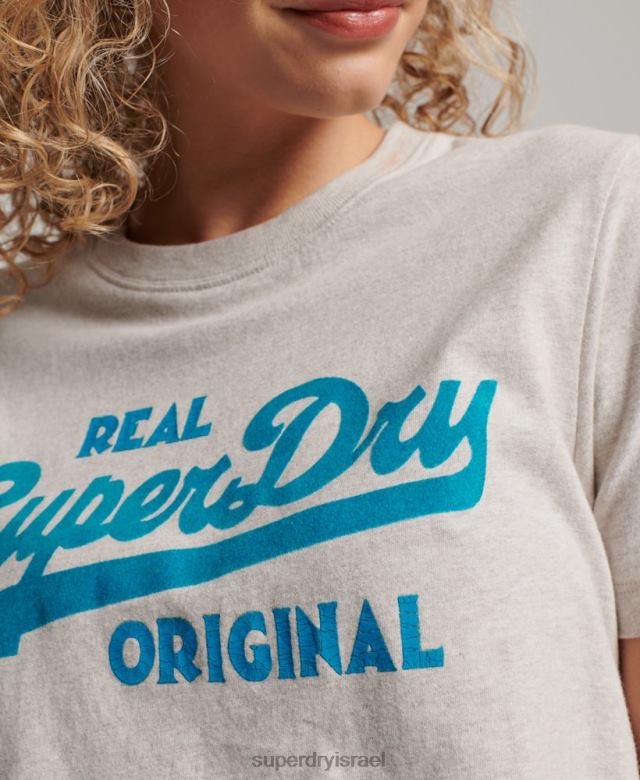 il Superdry נשים חולצת כותנה אורגנית וינטג' עם תסריט קולל בז' 4LX2Z2671 הַלבָּשָׁה