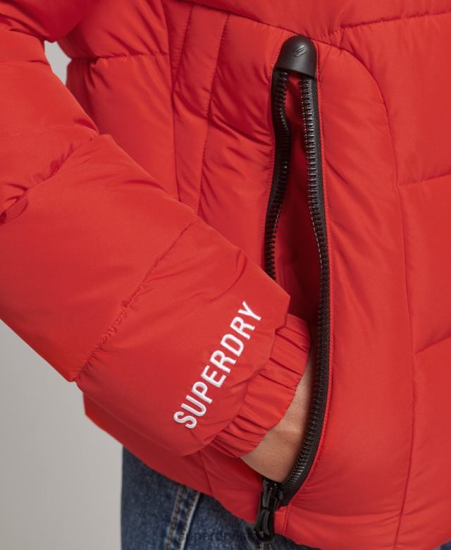 il Superdry נשים ז'קט ספורטיבי ספורטיבי עם ברדס אָדוֹם 4LX2Z3612 הַלבָּשָׁה