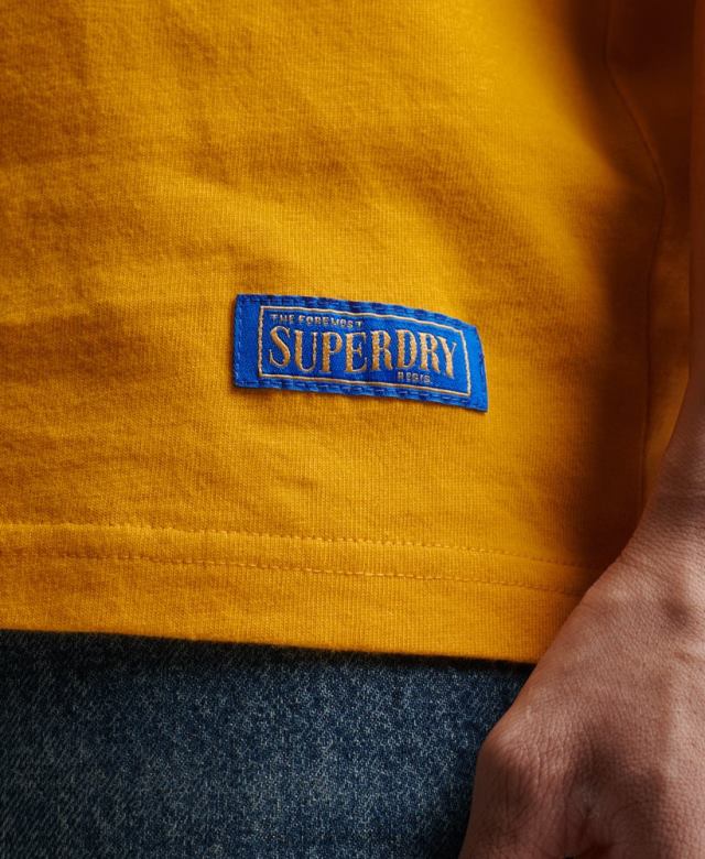 il Superdry גברים כותנה אורגנית וינטג' חולצת טריקו רגועה זהב 4LX2Z4933 הַלבָּשָׁה