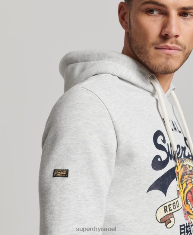 il Superdry גברים קפוצ'ון נרטיבי לוגו וינטג' אפור בהיר 4LX2Z615 הַלבָּשָׁה