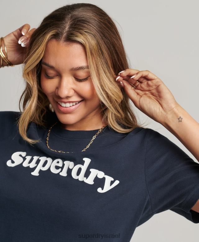 il Superdry נשים חולצת טי של לוגו קלאסית של קופר משנות ה-70 חיל הים 4LX2Z2734 הַלבָּשָׁה