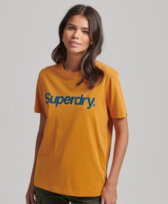 il Superdry נשים חולצת טריקו עם לוגו ליבה משנות ה-80 זהב 4LX2Z2748 הַלבָּשָׁה