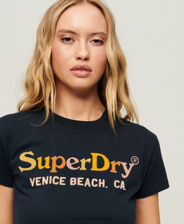 il Superdry נשים חולצת טריקו משנות ה-90 קשת בענן חיל הים 4LX2Z2220 הַלבָּשָׁה