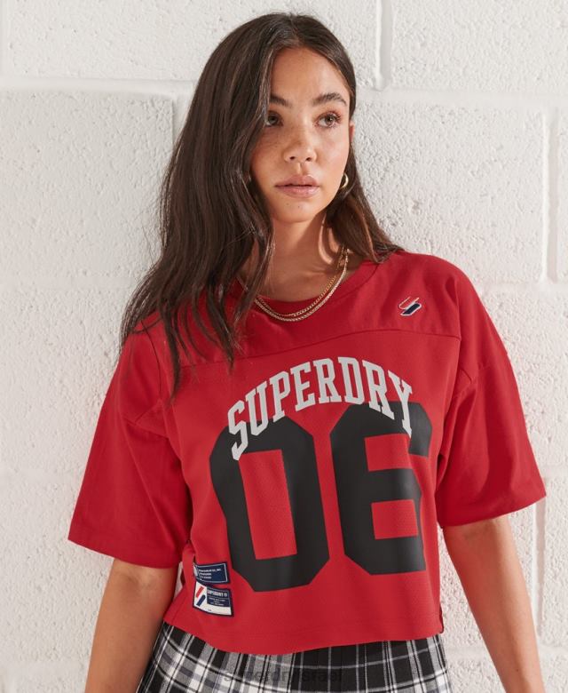 il Superdry נשים חולצת טריקו קופסתית של וארסיטי arch אָדוֹם 4LX2Z2814 הַלבָּשָׁה