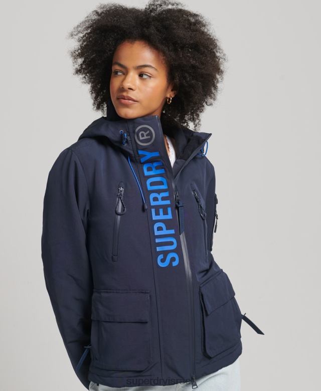 il Superdry נשים מעיל רוח אולטימטיבי sd עם ברדס חיל הים 4LX2Z3664 הַלבָּשָׁה