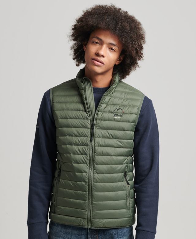 il Superdry גברים tech core down gilet חָקִי 4LX2Z4445 הַלבָּשָׁה